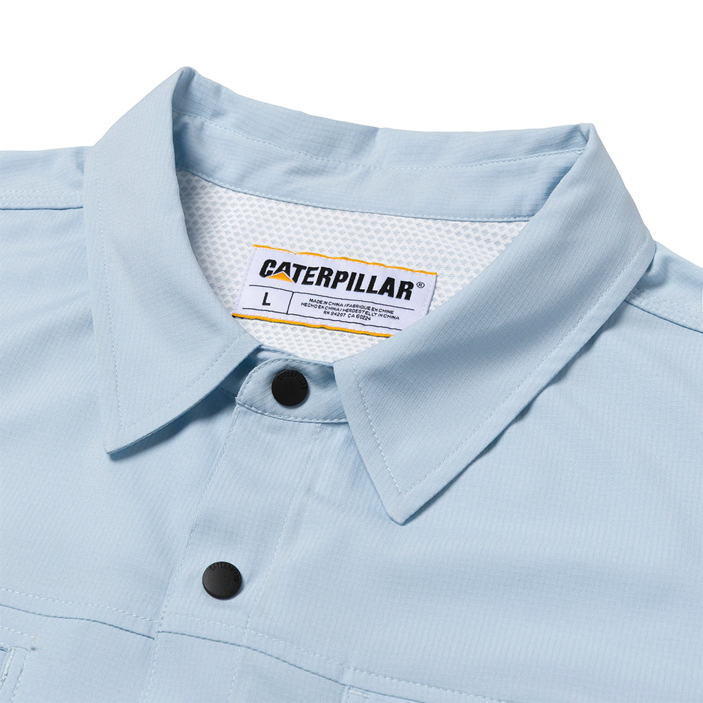 Camisa Tech para hombre color celeste